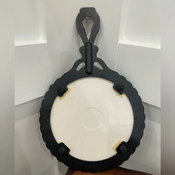 Perfect Christmas Trivet - Picture 2 of 8